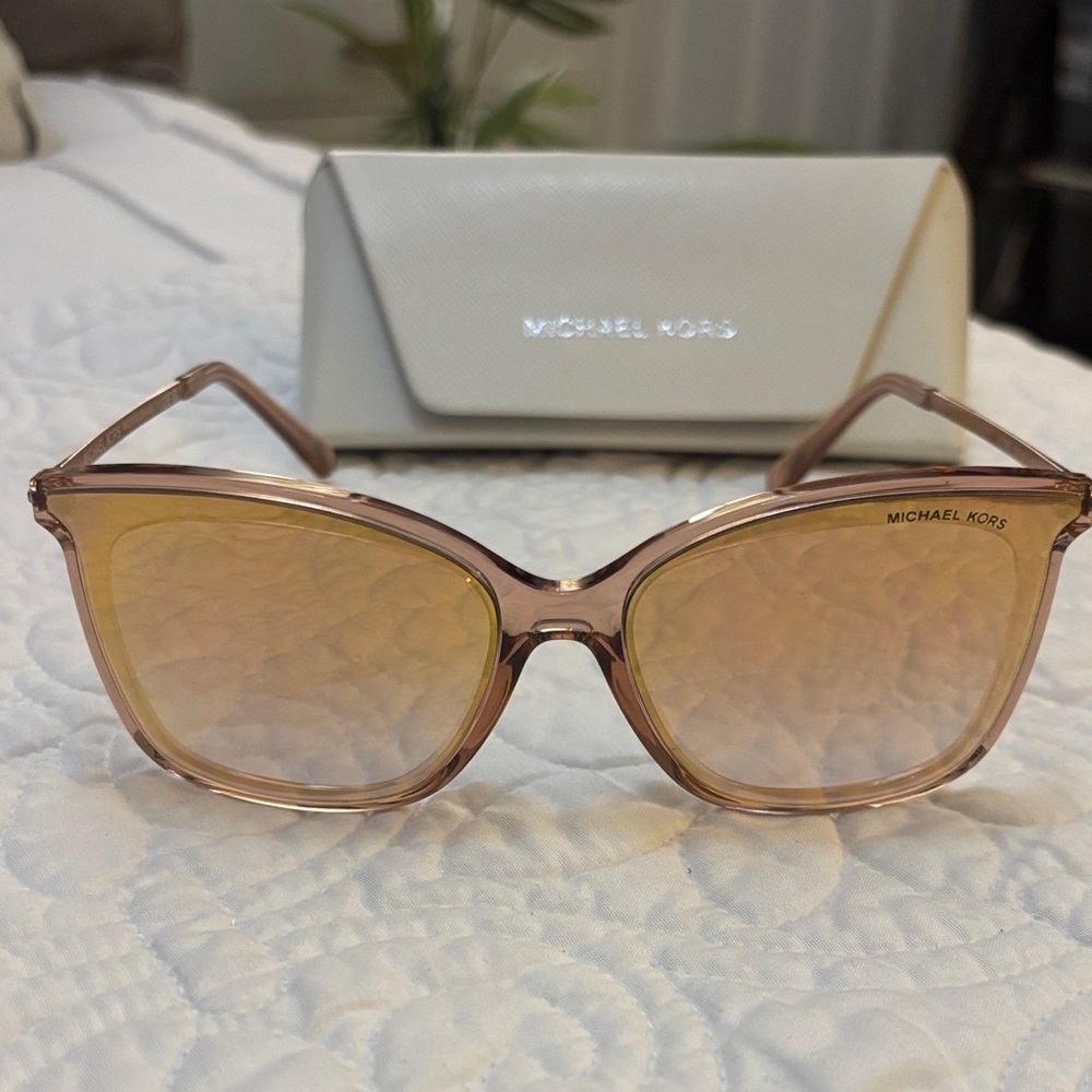 Michael Kors Rose-Tinted Cat-Eye Mirrored Sunglasses - Picture 6 of 11